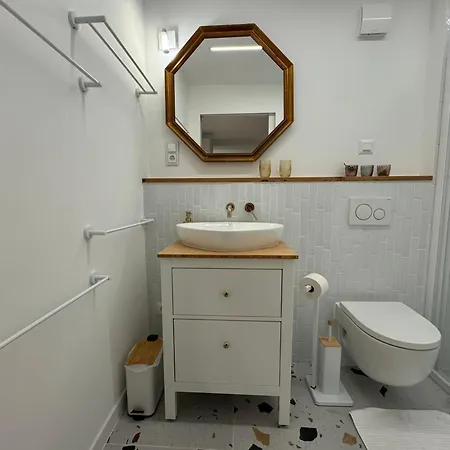 Banhiday H31 House Апартаменты *