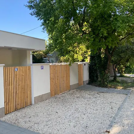 Banhiday H31 House Балатонакараттья