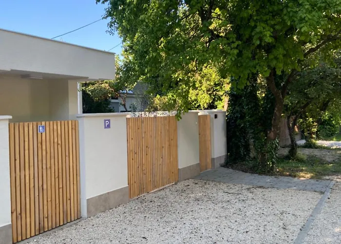 Banhiday H31 House Balatonakarattya